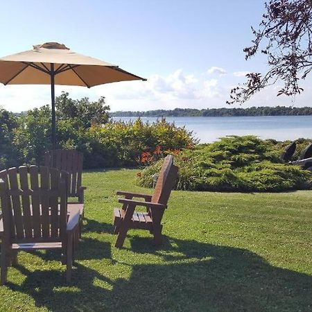 Hotel Oasis Lac St-Louis Salaberry-de-Valleyfield Exterior foto